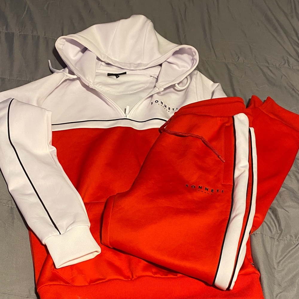 NWT Sonetti London Jogging Set